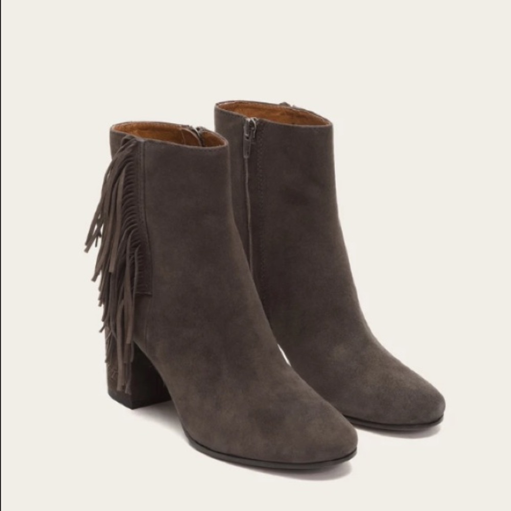 Frye Jodi Fringe Short Suede Trendy Ankle Bootie - Picture 2 of 16